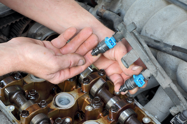 What are the Signs of Bad Fuel Injectors?