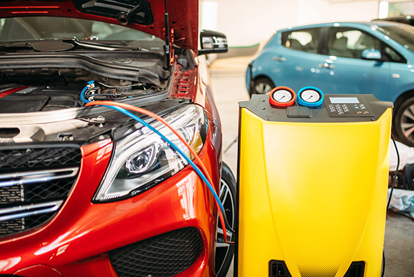 When Is It Time to Service Your Vehicle's Air Conditioning System?